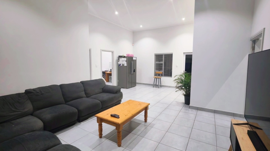 3 Bedroom Property for Sale in Hartenbos Heuwels Western Cape